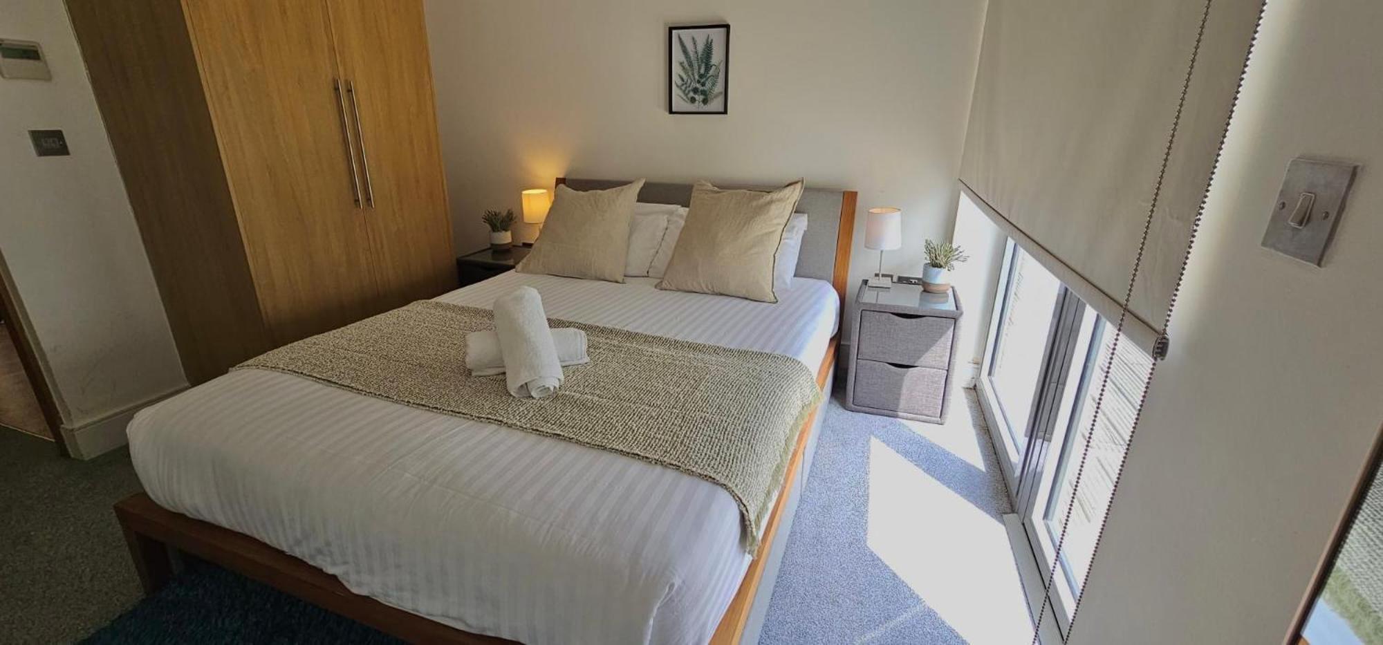Spacious 3-Bed 3-Bath Luxury Apartment With Balcony Hyde Park London Exterior photo