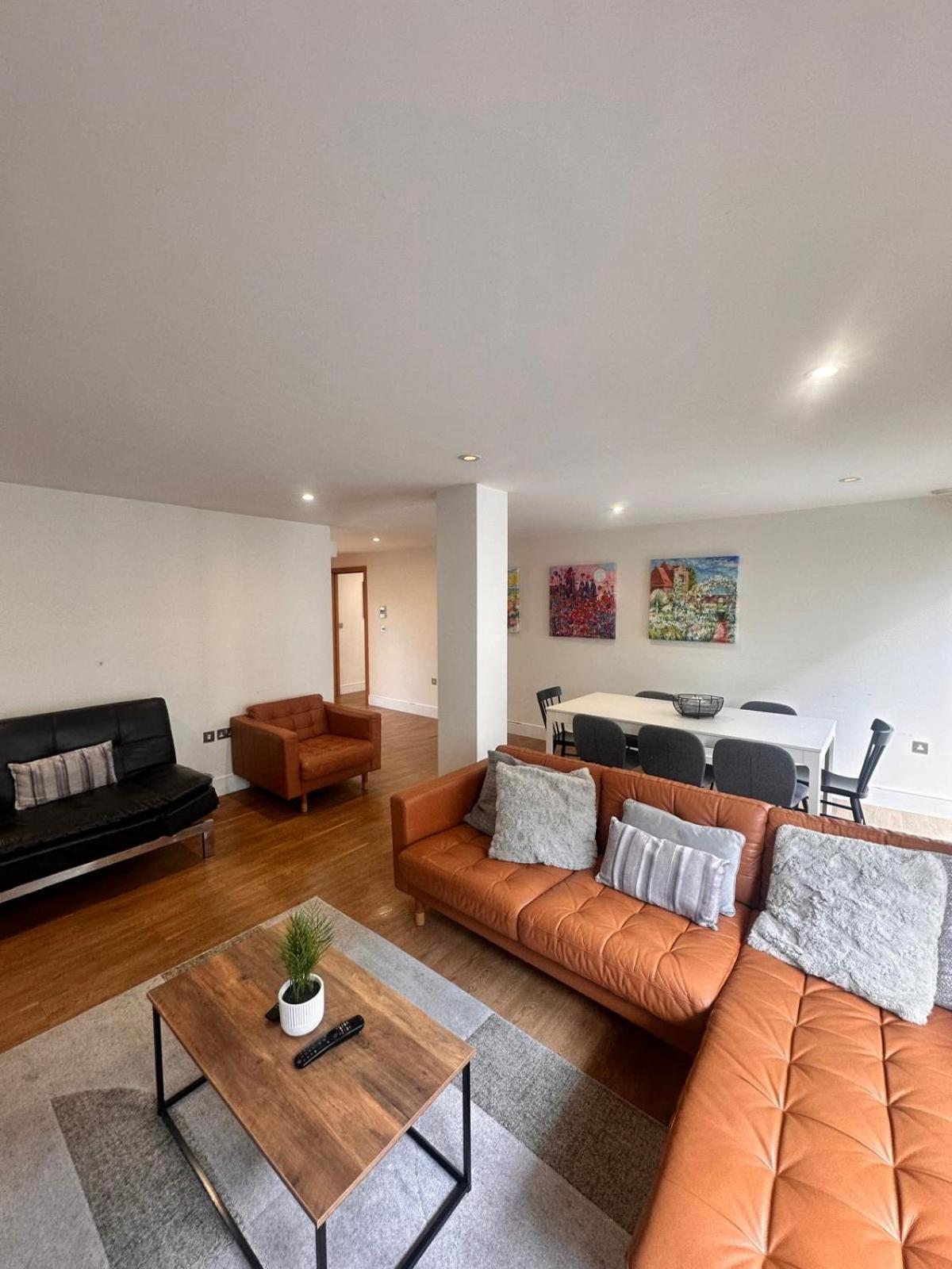 Spacious 3-Bed 3-Bath Luxury Apartment With Balcony Hyde Park London Exterior photo